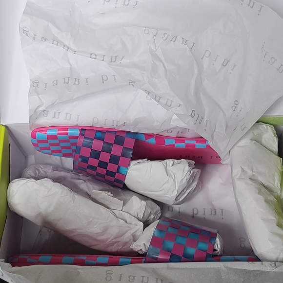 Gianni Bini Cobitwo Checkered Banded Square Toe Sandals - Picture 7 of 8